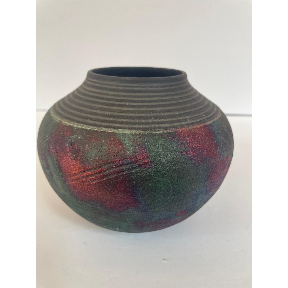 Raku Studio Pottery Iridescent Metallic Glaze Ribbed‎ Neck Vase Signed 6 Inch D